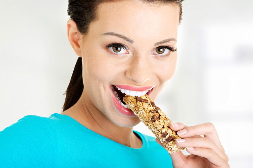 How to Eat Protein Bars 